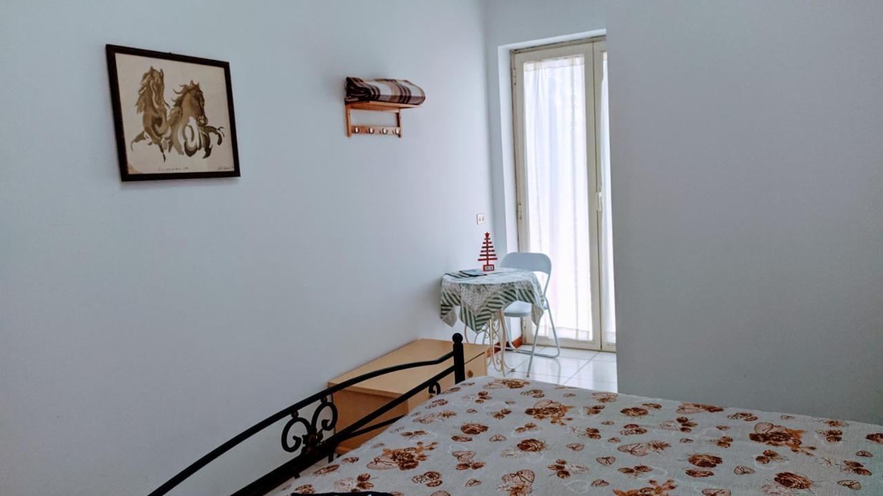 Peppino'S Room Νάπολη Εξωτερικό φωτογραφία
