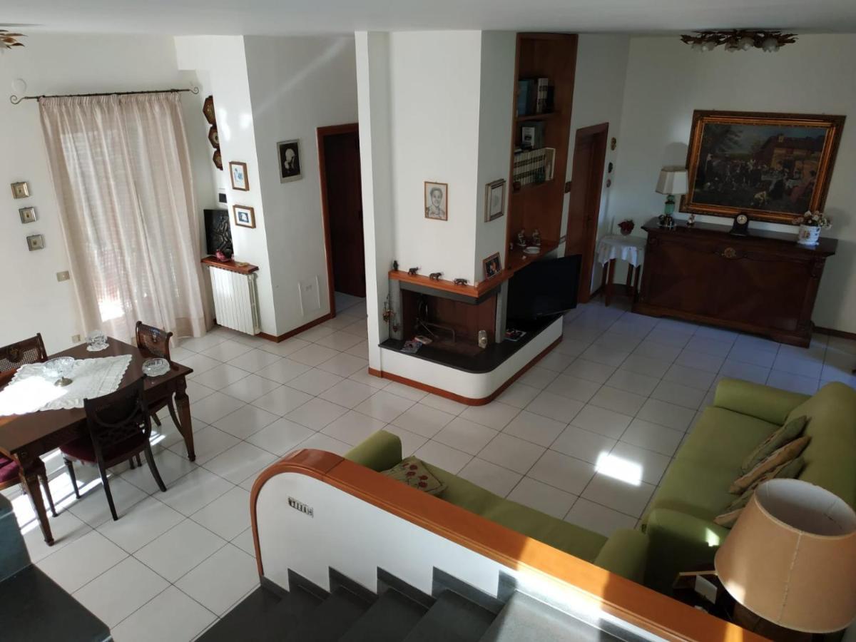 Peppino'S Room Νάπολη Εξωτερικό φωτογραφία